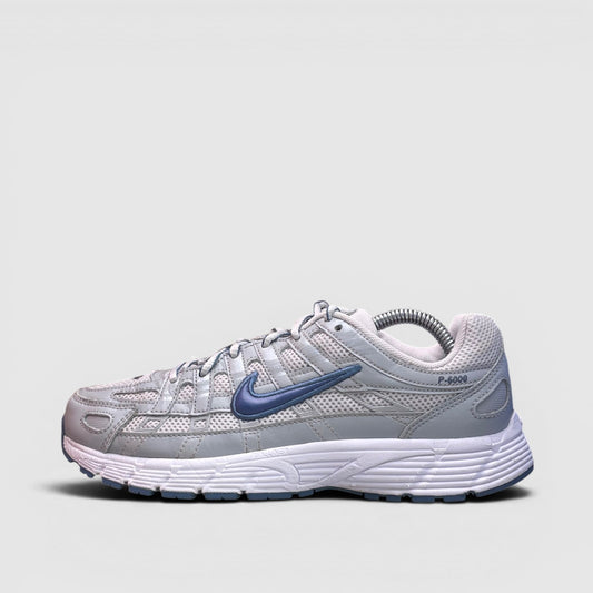 Nike P-6000 — buty sportowe damskie w bardzo dobrym stanie rozmiar 38.5, boczny profil, lewa strona