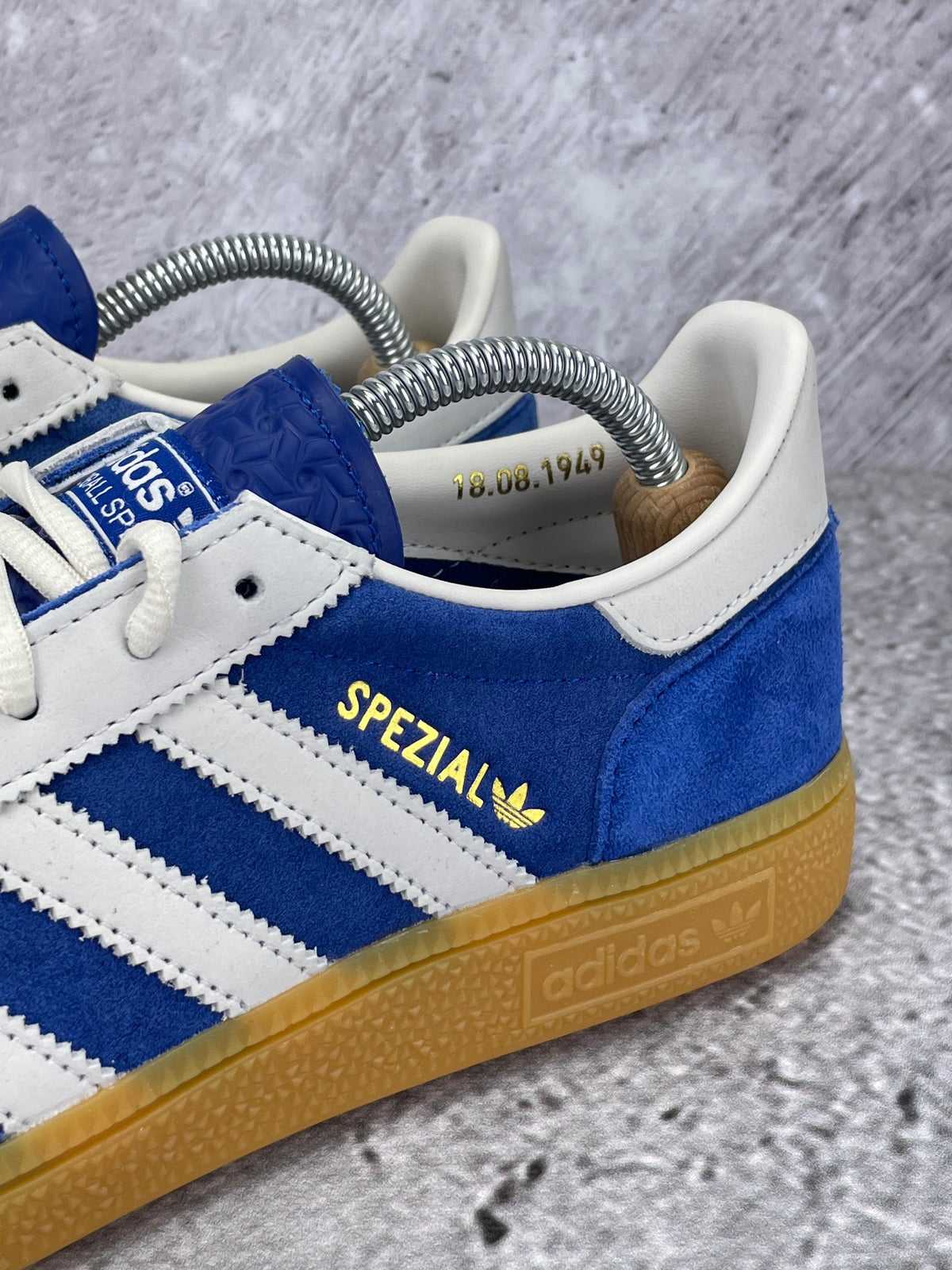 Adidas Spezial rozmiar 42