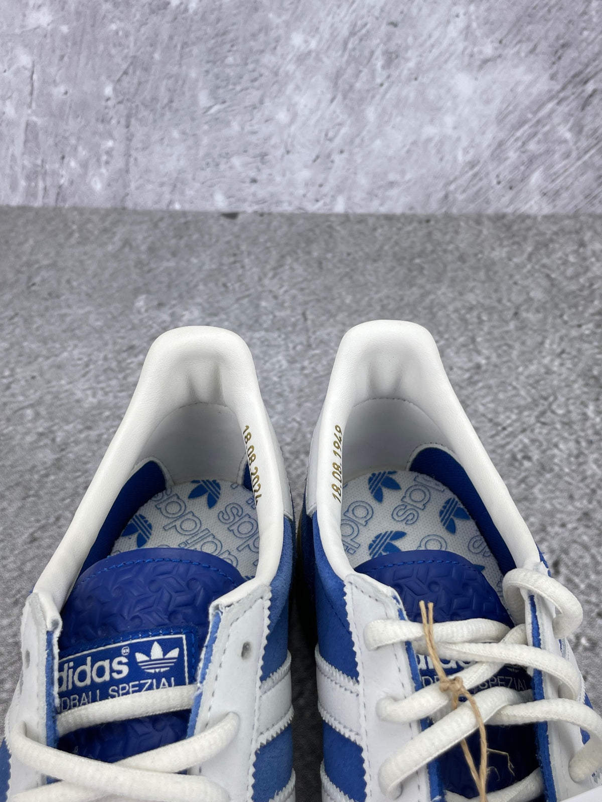 Adidas Spezial rozmiar 42