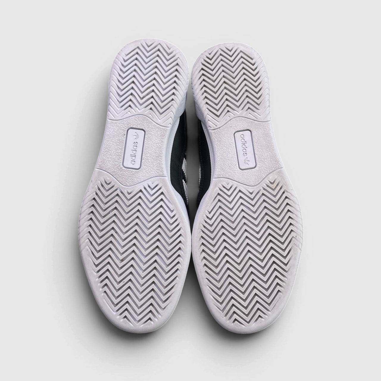 Adidas VRX Mid — buty sportowe damskie w bardzo dobrym stanie rozmiar 40 2/3, podeszwa
