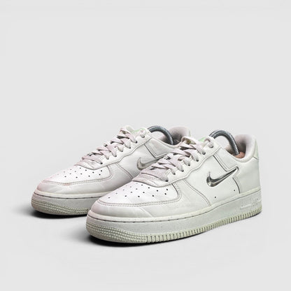 Nike Air Force 1 Low SE Next Nature Sail — buty sportowe damskie w bardzo dobrym stanie rozmiar 38, para butów