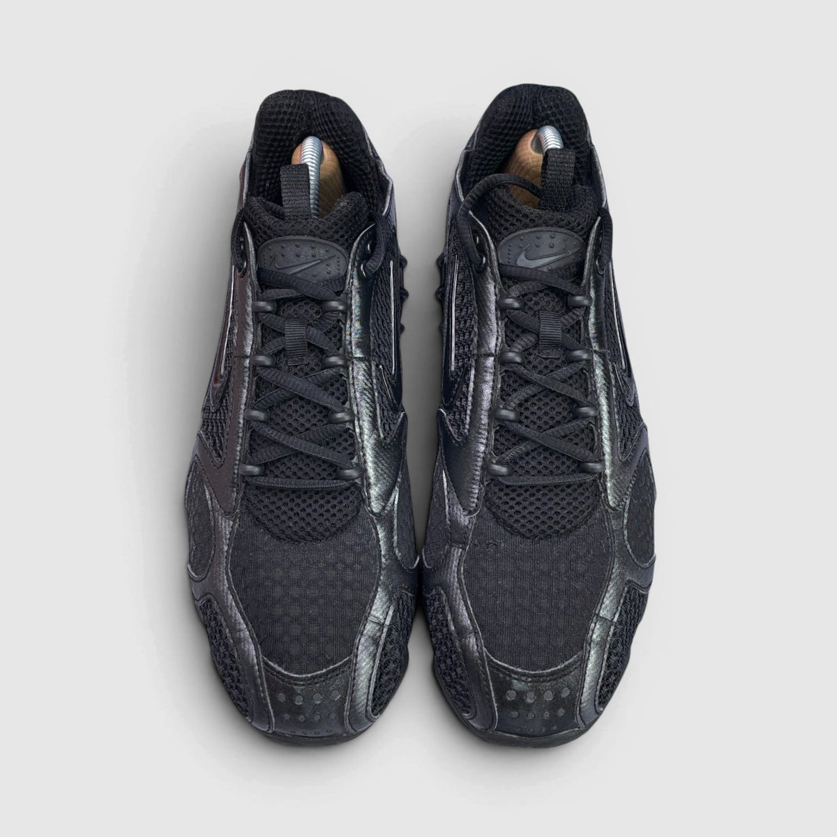 Nike Air Zoom Spiridon Cage 2 Triple Black — buty sportowe męskie w bardzo dobrym stanie rozmiar 42, widok z góry