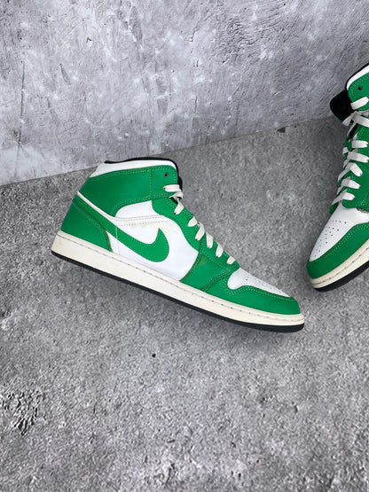 Nike Air Jordan 1 Mid rozmiar 44.5