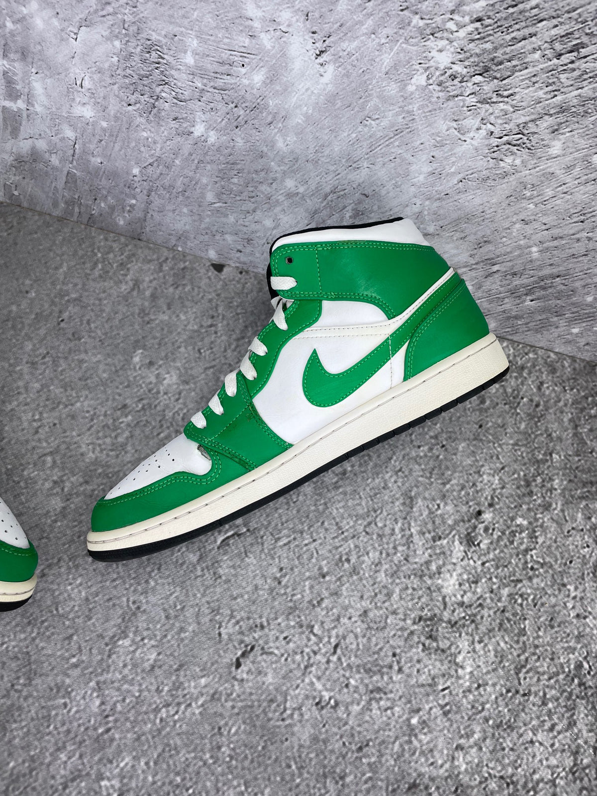 Nike Air Jordan 1 Mid rozmiar 44.5