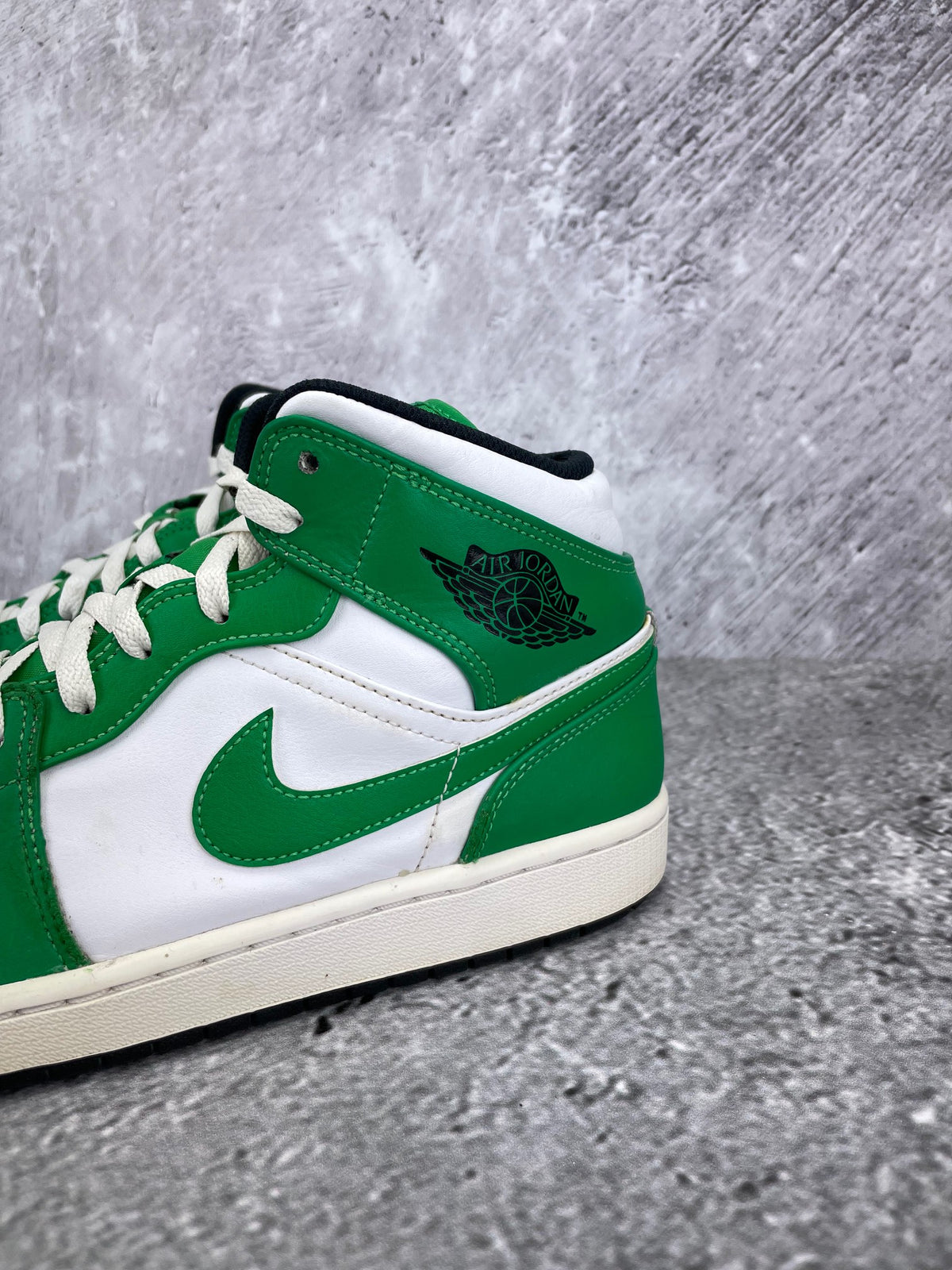 Nike Air Jordan 1 Mid rozmiar 44.5
