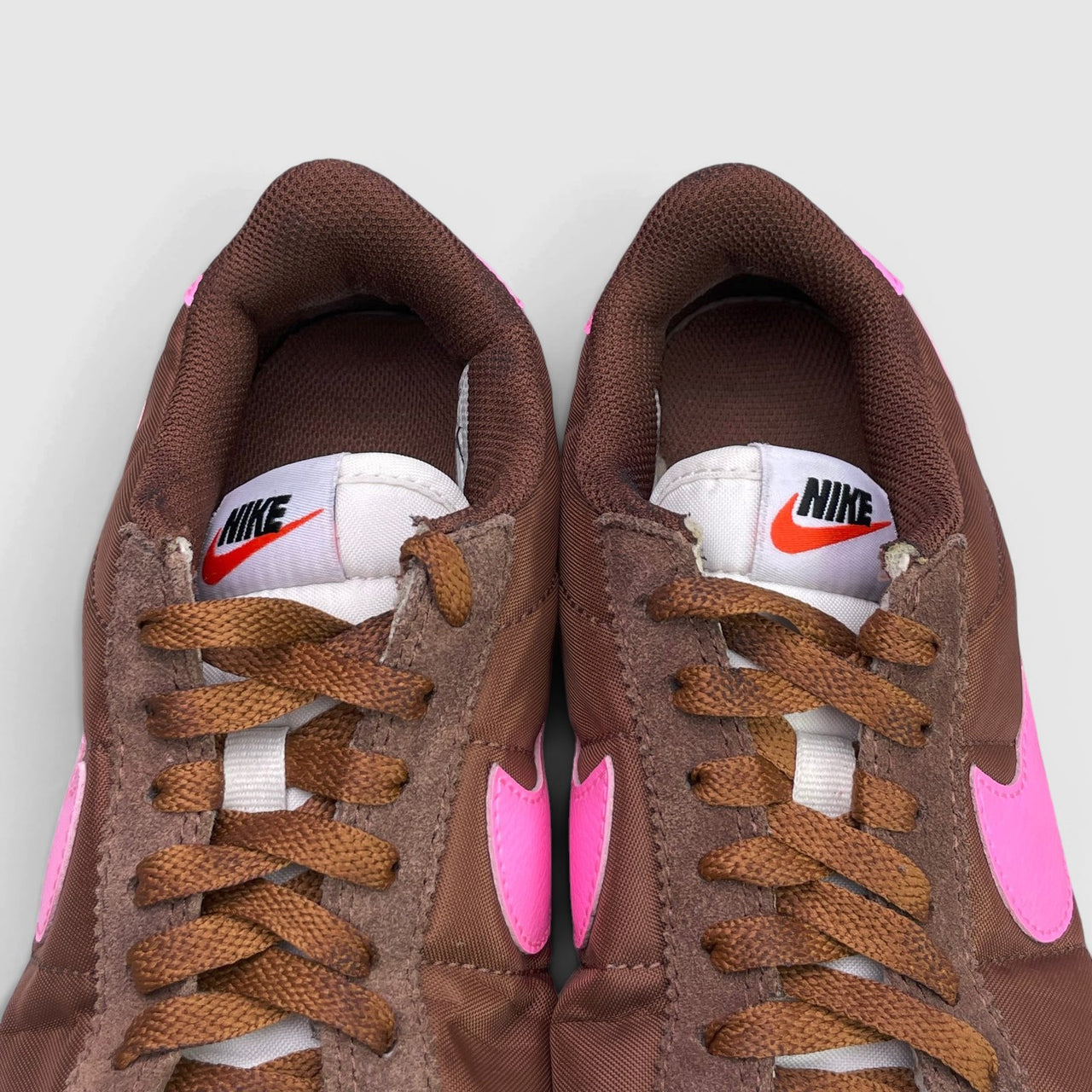Nike Classic Cortez — buty sportowe damskie w bardzo dobrym stanie rozmiar 37.5, język buta