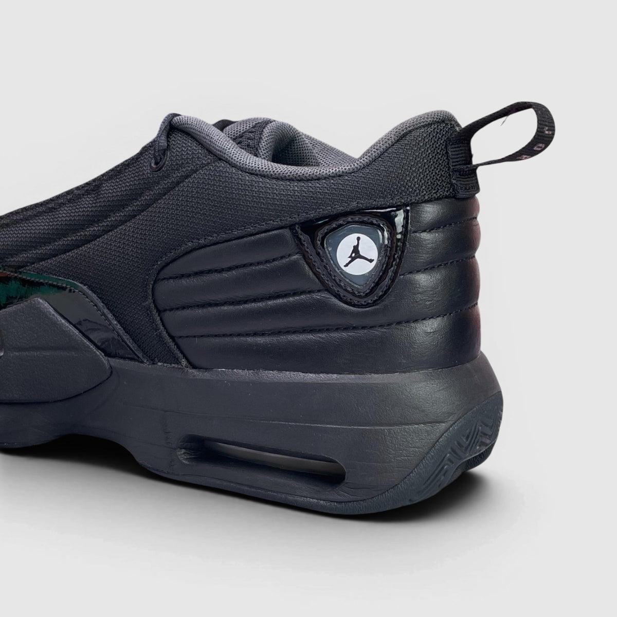 Jordan Max Aura 6 Black Anthracite — buty sportowe męskie w bardzo dobrym stanie rozmiar 46, detal