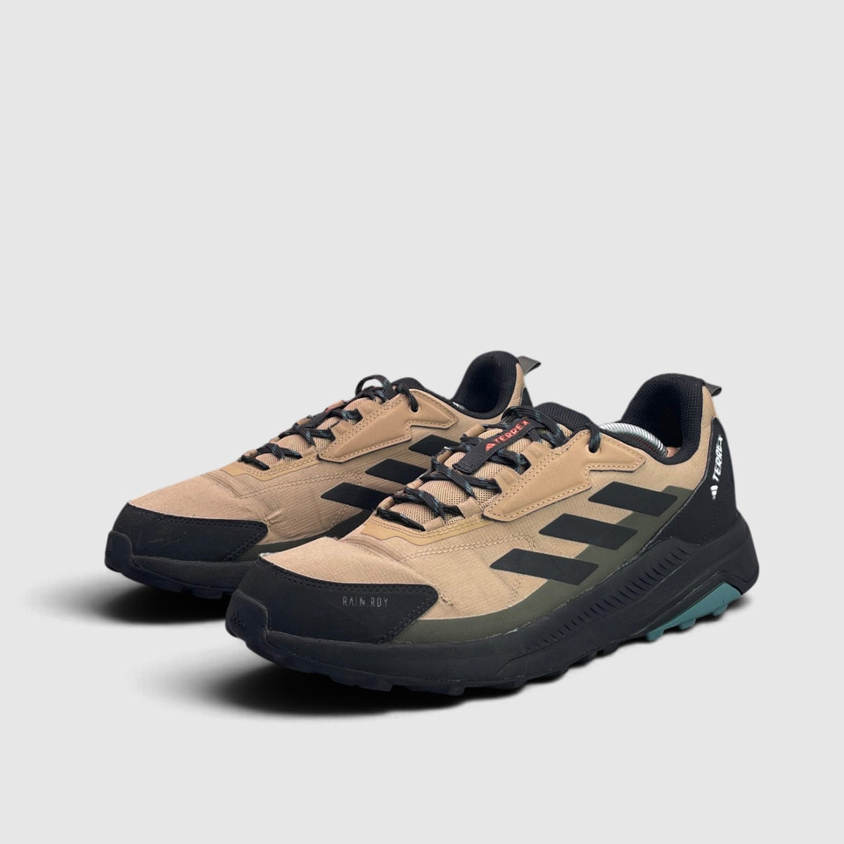 Adidas Terrex Anylander Rain.RDY Hiking Shoes — trekkingi męskie w bardzo dobrym stanie rozmiar 46 2/3, boczny profil