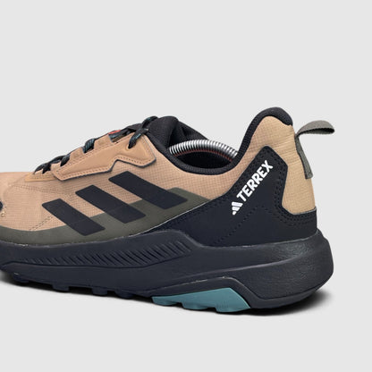 Adidas Terrex Anylander Rain.RDY Hiking Shoes — trekkingi męskie w bardzo dobrym stanie rozmiar 46 2/3, zewnętrzny panel prawego buta