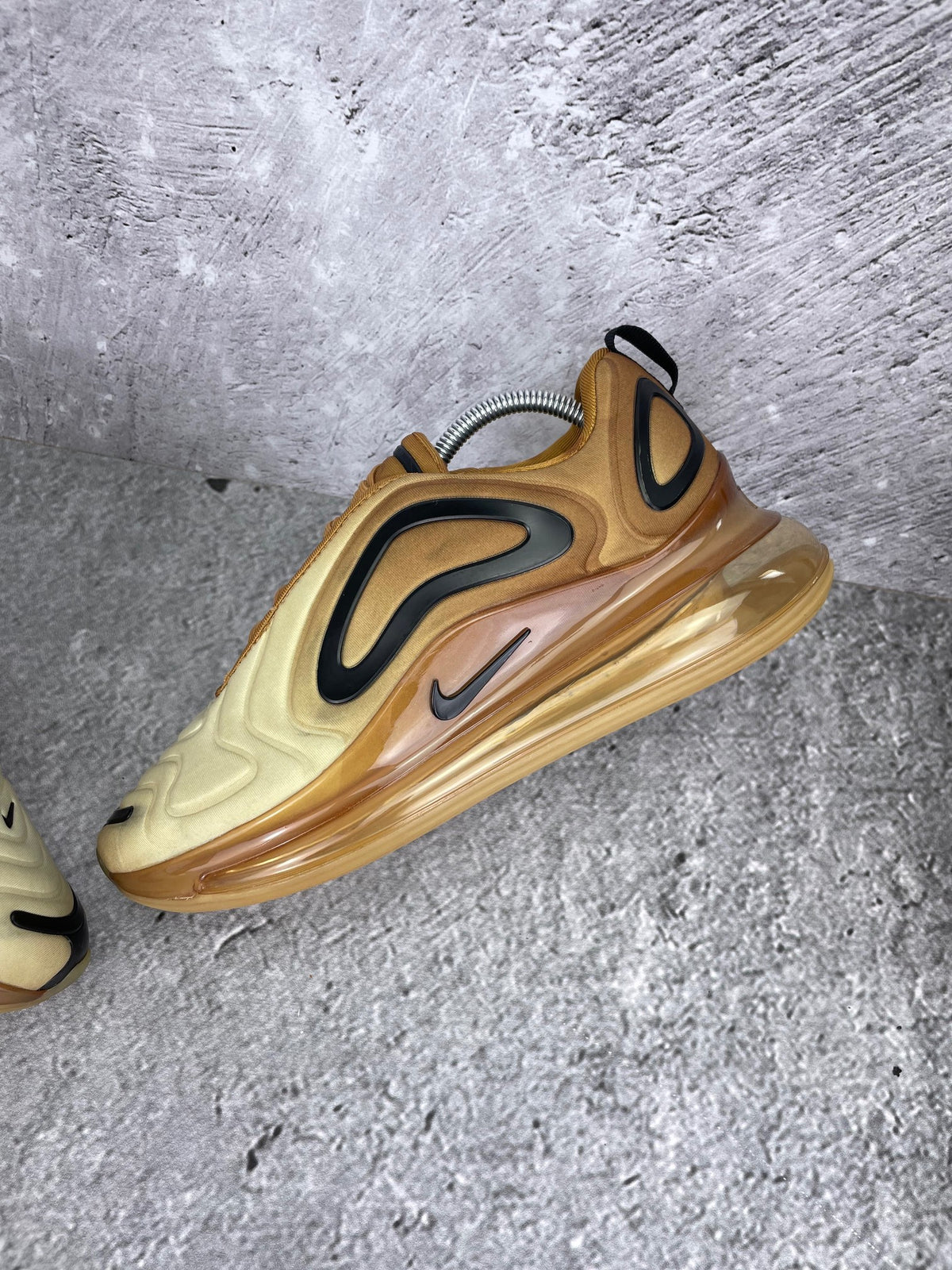 Nike Air Max 720 rozmiar 43