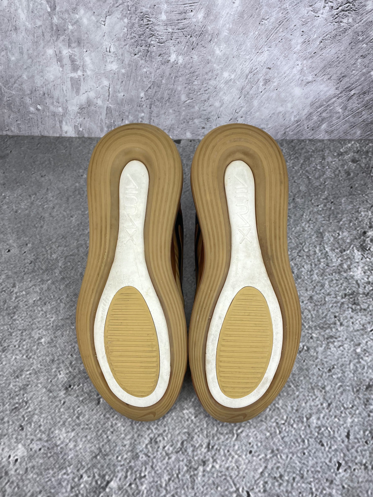 Nike Air Max 720 rozmiar 43