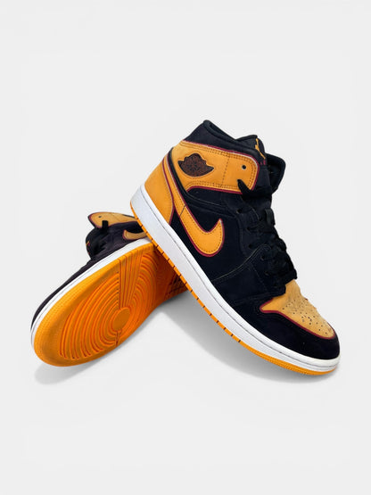 Nike Air Jordan 1 Mid rozmiar 42.5