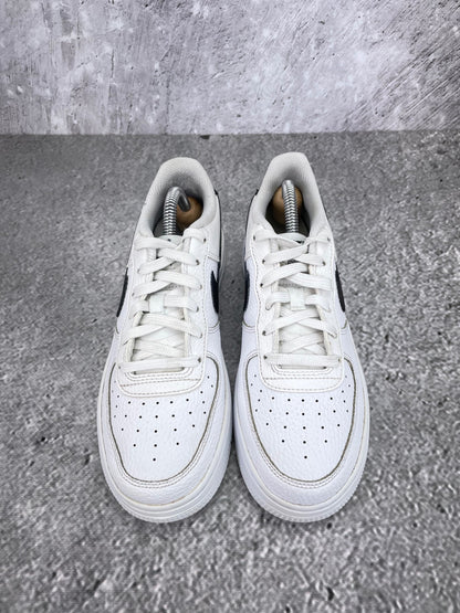 Nike Air Force 1 Low White Black - buty sportowe, widok z góry