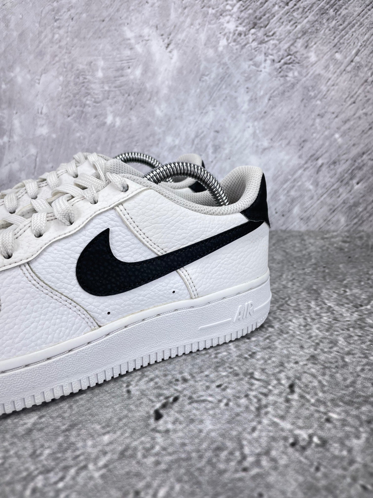 Nike Air Force 1 Low White Black - buty sportowe, opcjonalne zdjęcie 1