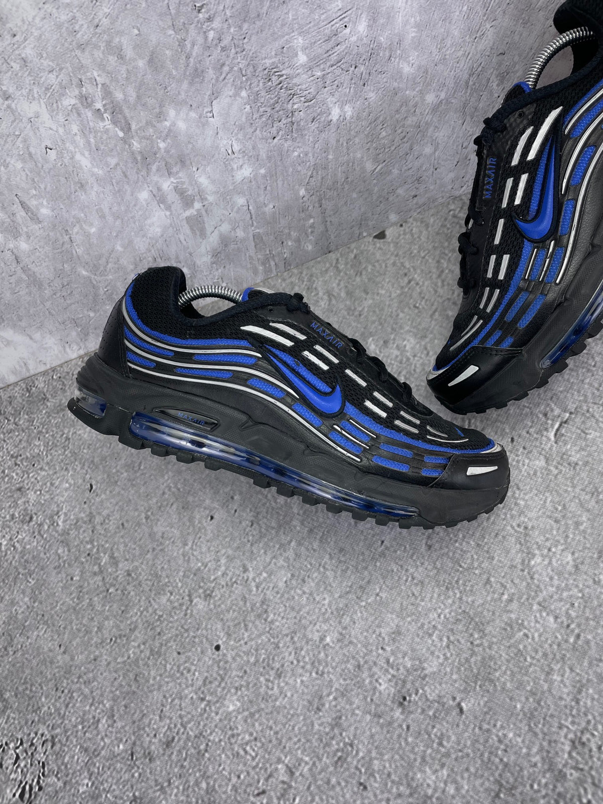 Nike Air Max TL 2.5 Black Royal - buty sportowe, zewnętrzny panel lewego buta