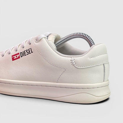 Diesel S-Athene Low — buty sportowe damskie w bardzo dobrym stanie rozmiar 38, detal