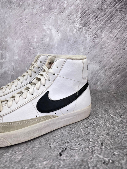 Nike Blazer Mid DA4086-100 - buty sportowe, opcjonalne zdjęcie 1