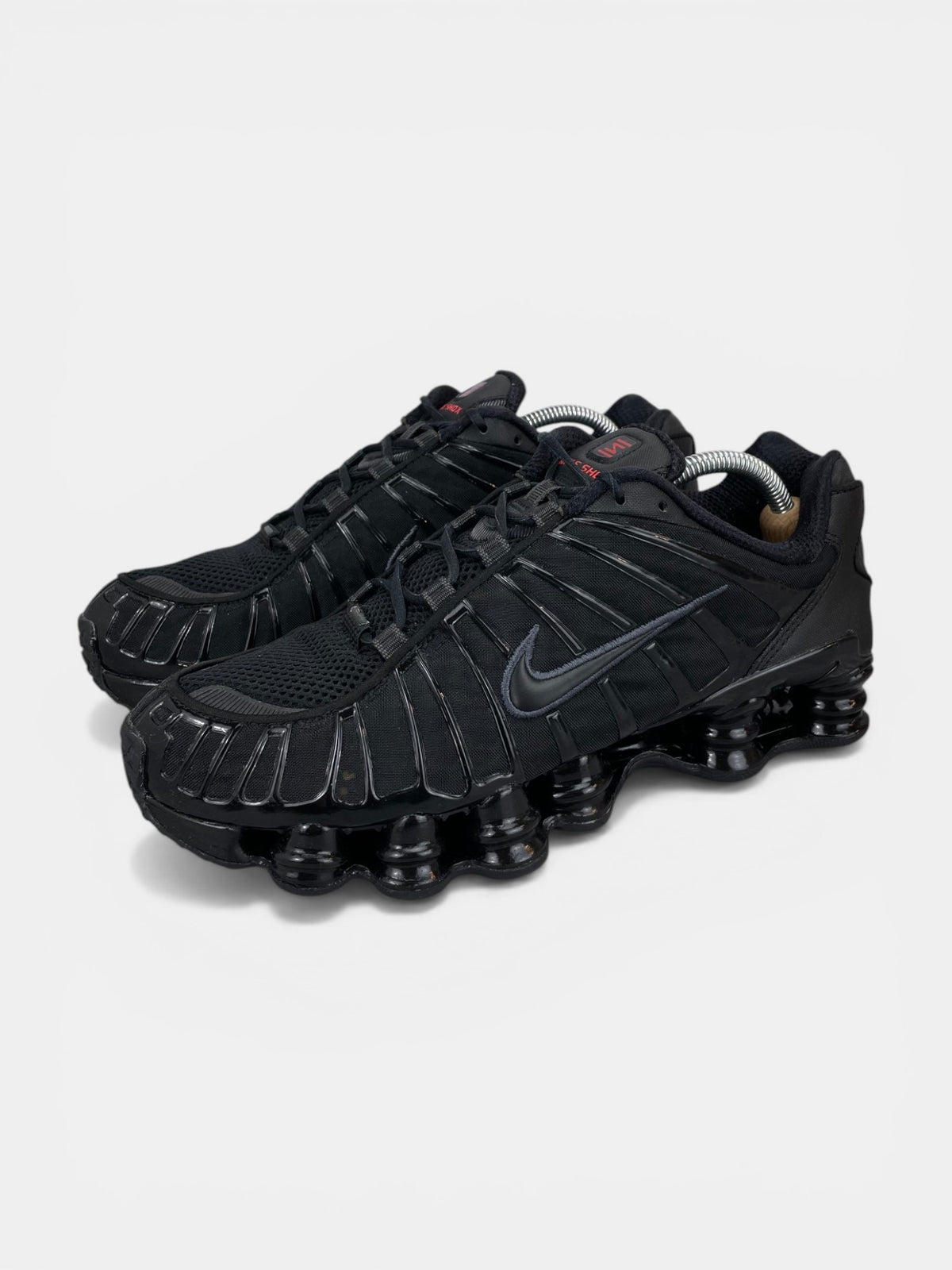 Nike Shox TL Metallic Hematite - buty sportowe, widok z boku