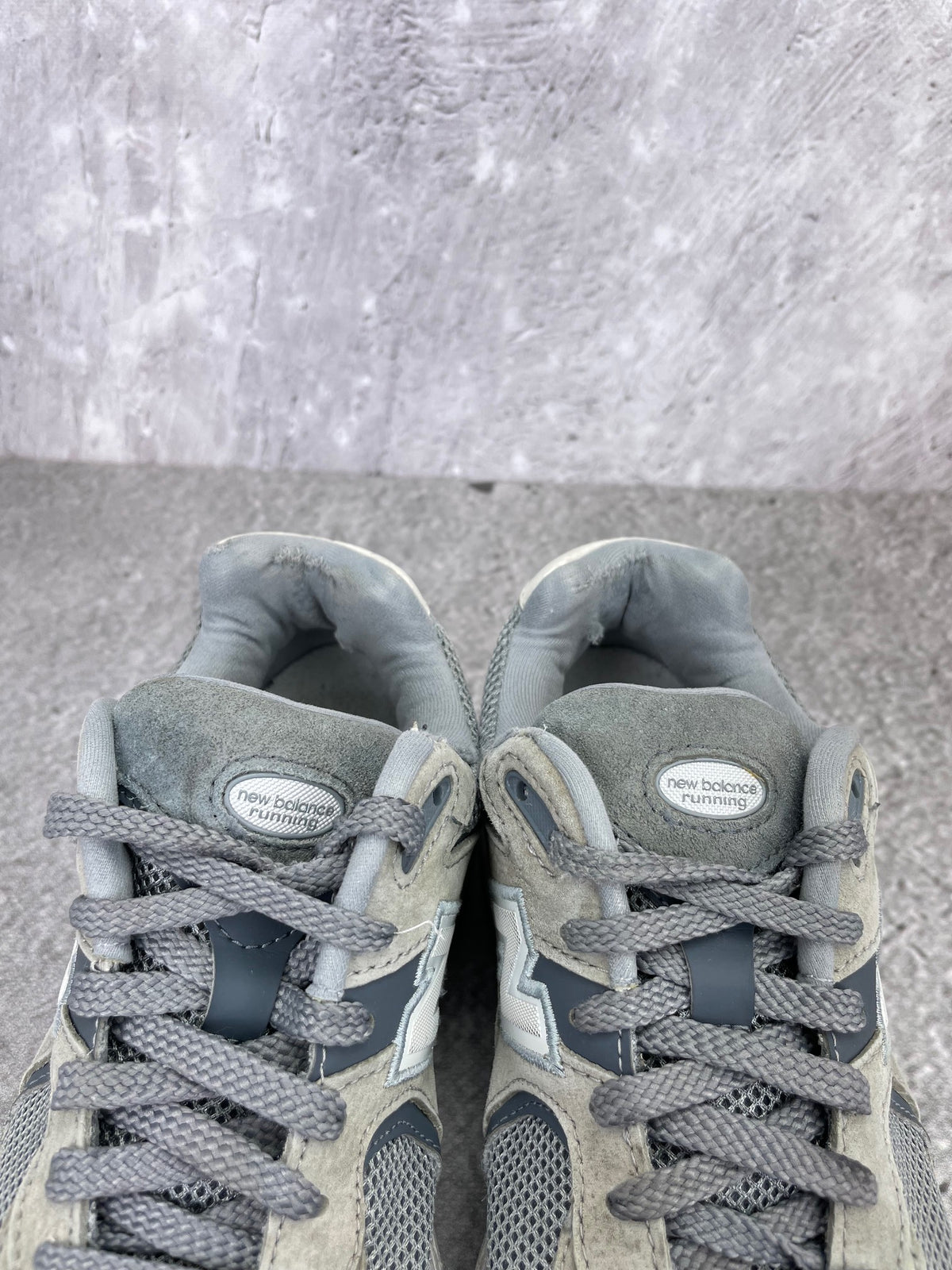 New Balance 2002R M2002RST - buty sportowe, zapiętki butów