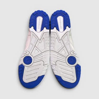 New Balance 550 White/Team Royal — buty sportowe męskie w bardzo dobrym stanie rozmiar 44, podeszwa