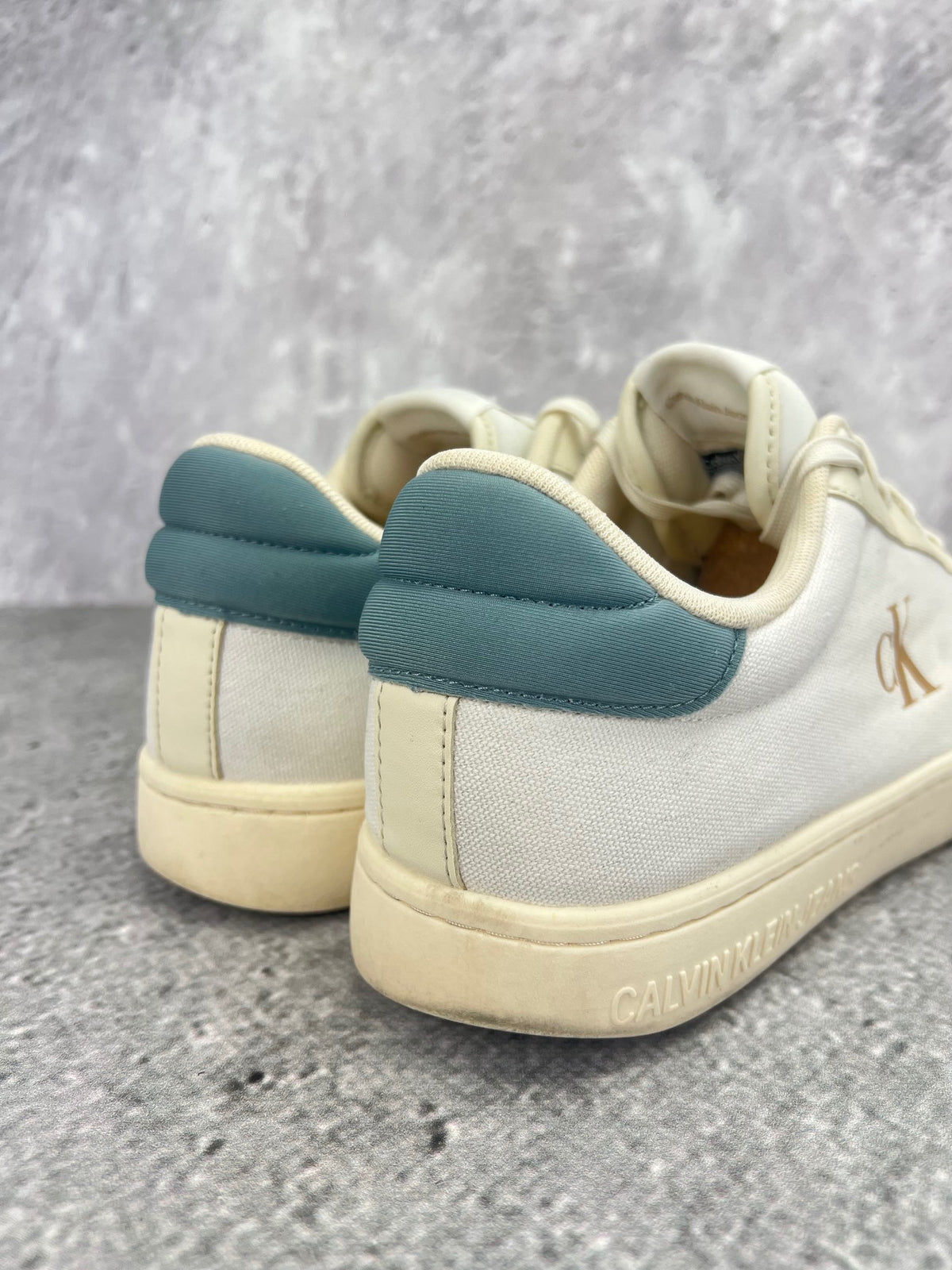Calvin Klein Jeans Classic Cupsole Low Mix MG 402366-01 - buty sportowe, widok z tyłu