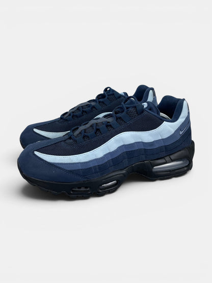 Nike Air Max 95 Obsidian - buty sportowe, widok z boku