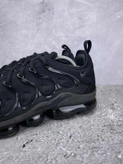 Nike Air VaporMax Plus Triple Black - buty sportowe, opcjonalne zdjęcie 1