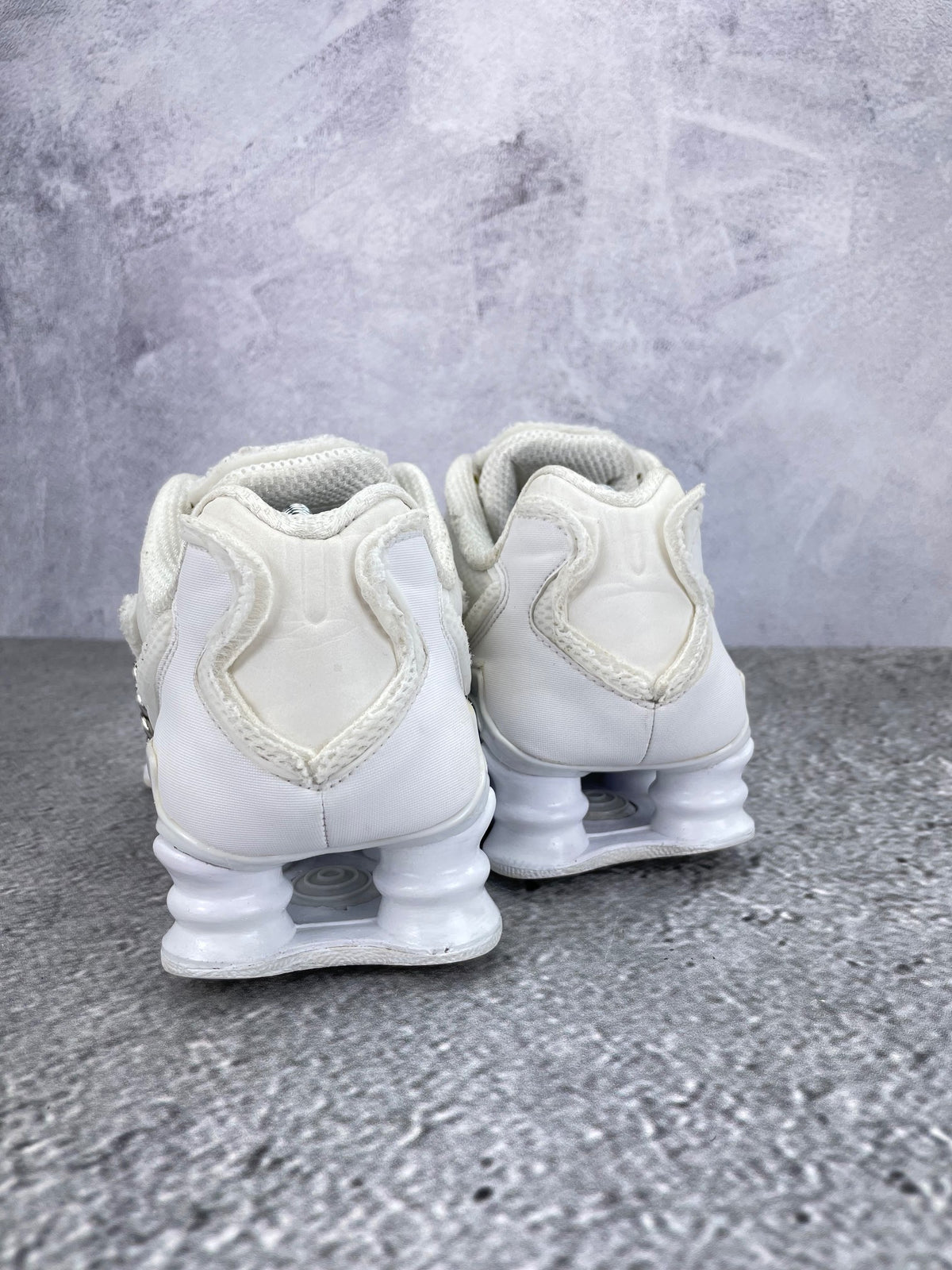 Nike Shox TL / CDG Triple White - buty sportowe, widok z tyłu
