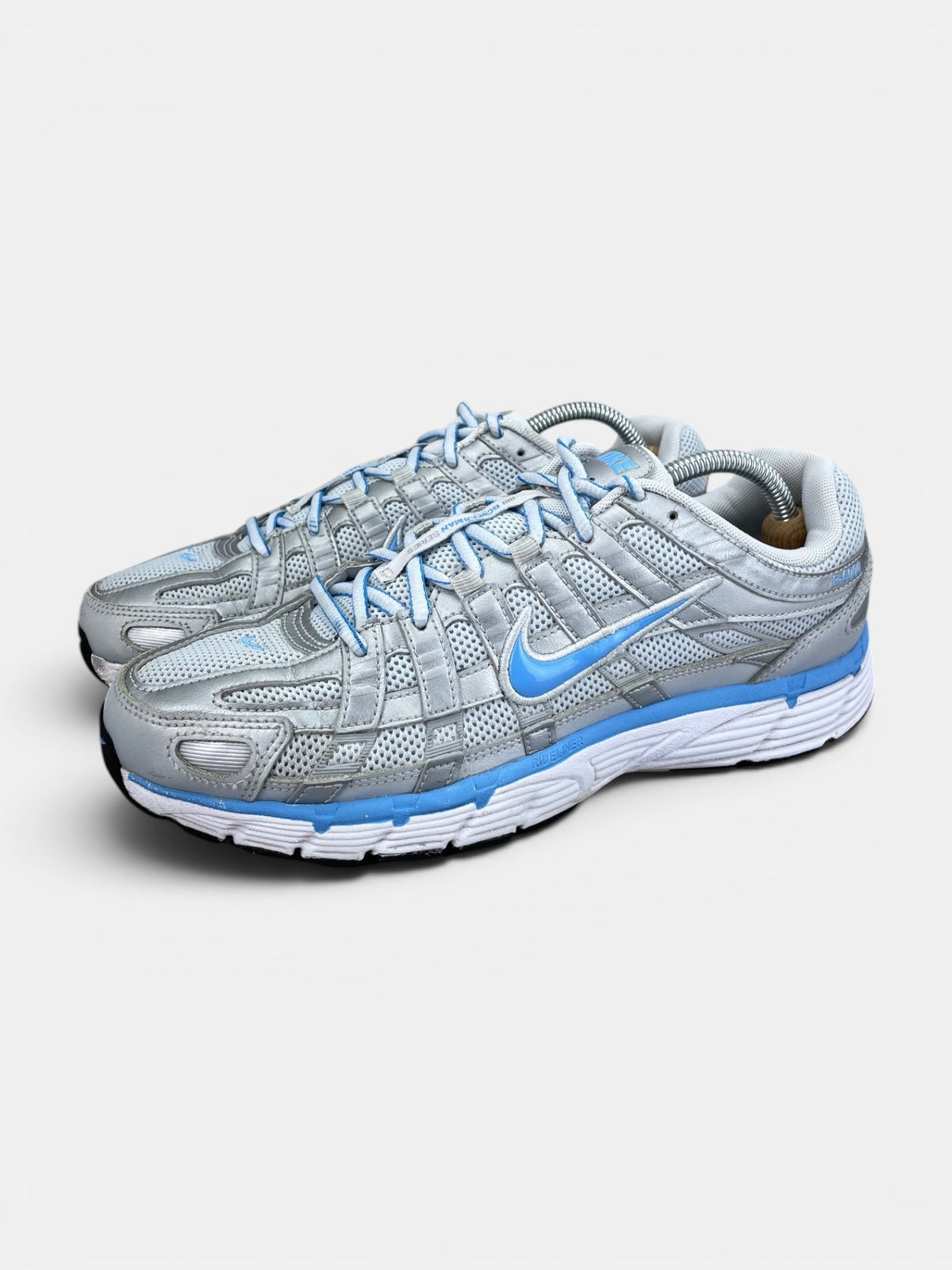 Nike P-6000 CD6404-025 - buty sportowe, widok z boku