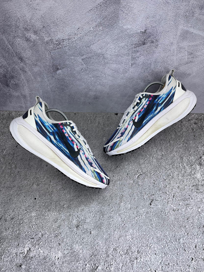 Nike Vomero 18 Multicolor - buty sportowe, zewnętrzny panel prawego buta