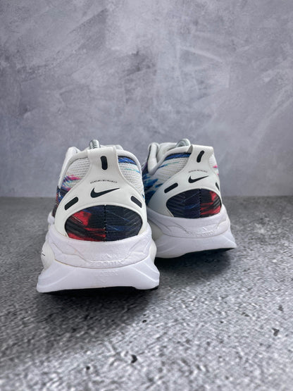 Nike Vomero 18 Multicolor - buty sportowe, widok z tyłu