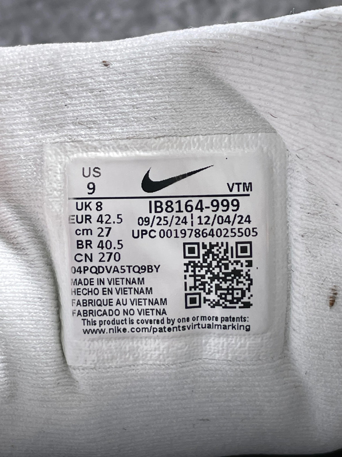 Nike Vomero 18 Multicolor - buty sportowe, metka