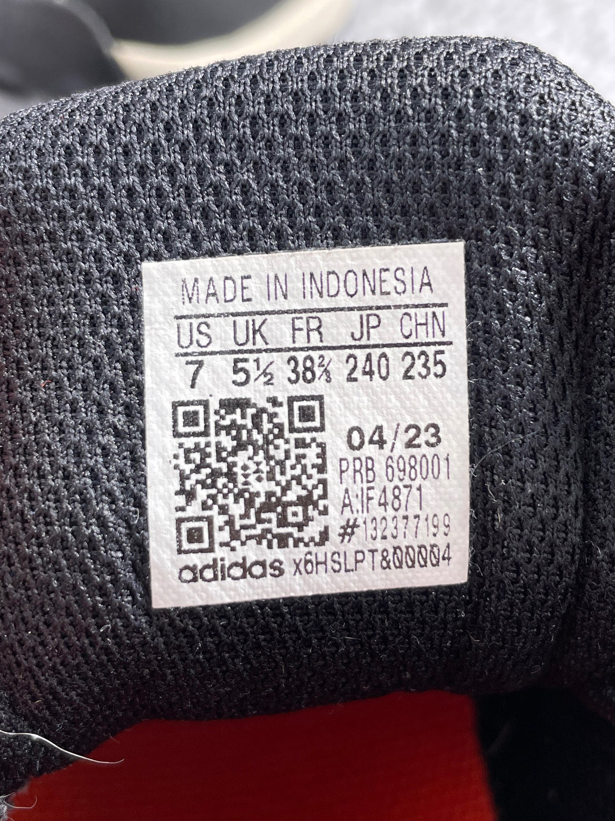 Adidas Terrex IF4871 - buty sportowe, metka