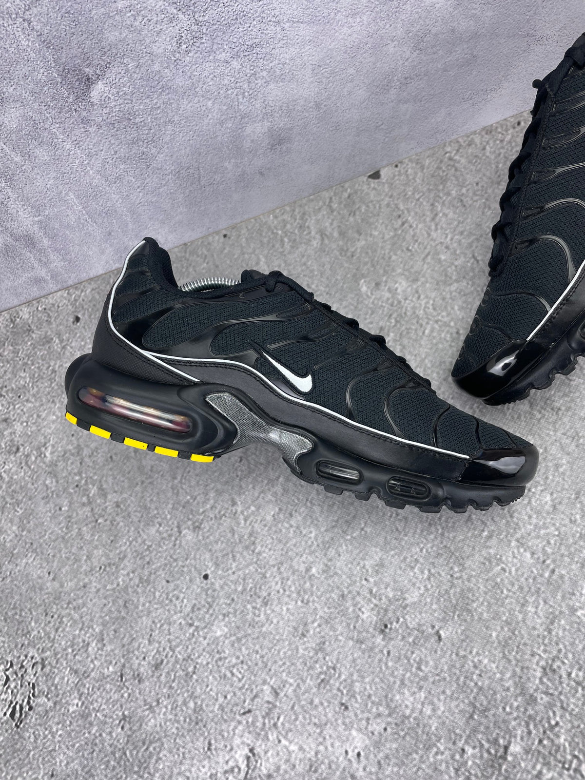Nike Air Max Plus Black Reflective - buty sportowe, wewnętrzny panel lewego buta