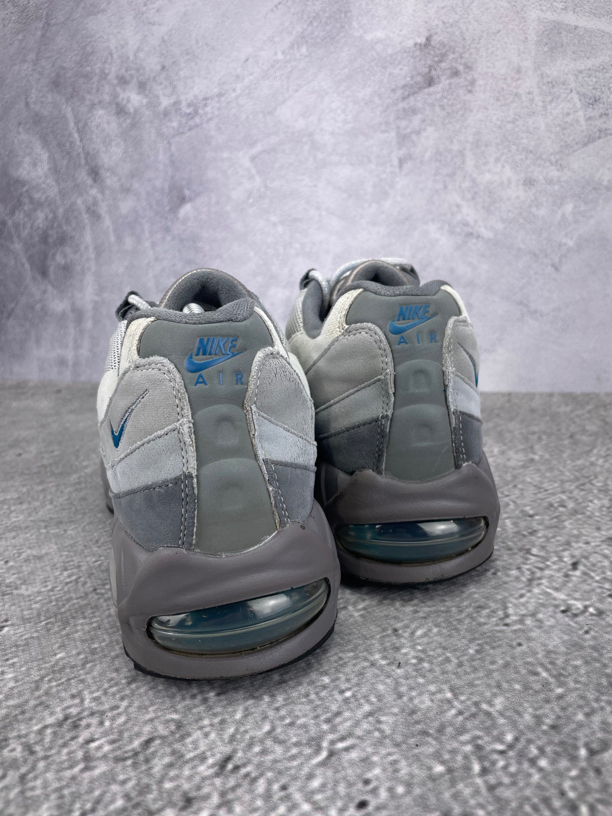 Nike Air Max 95 IH4457-003 - buty sportowe, widok z tyłu