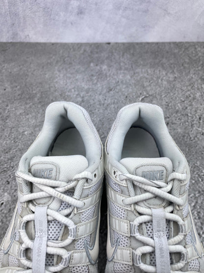 Nike P-6000 FV6603-101 - buty sportowe, zapiętki butów