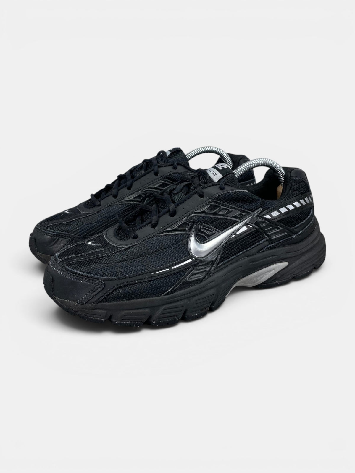 Nike Initiator IB4595-001 - buty sportowe, widok z boku