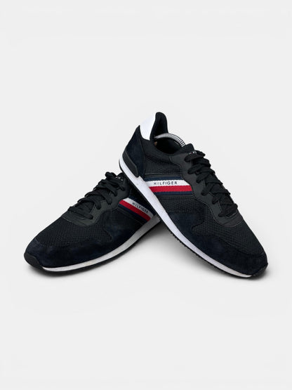 Tommy Hilfiger Iconic Mix Runner FM0FM04733 - buty sportowe, boczny profil