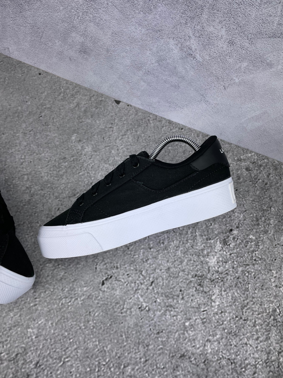 Lacoste Ziane Platform 745CFA0012312 - buty sportowe, wewnętrzny panel prawego buta