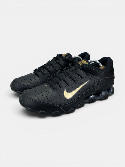 Nike Reax 8 Tr 616272-009 - buty sportowe, widok z boku