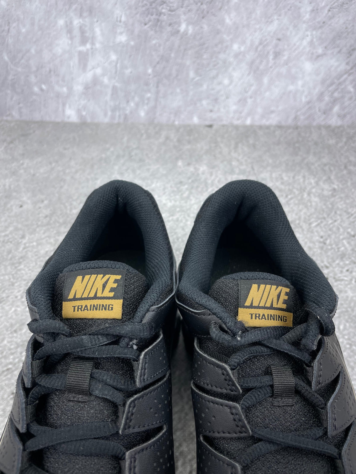 Nike Reax 8 Tr 616272-009 - buty sportowe, zapiętki butów