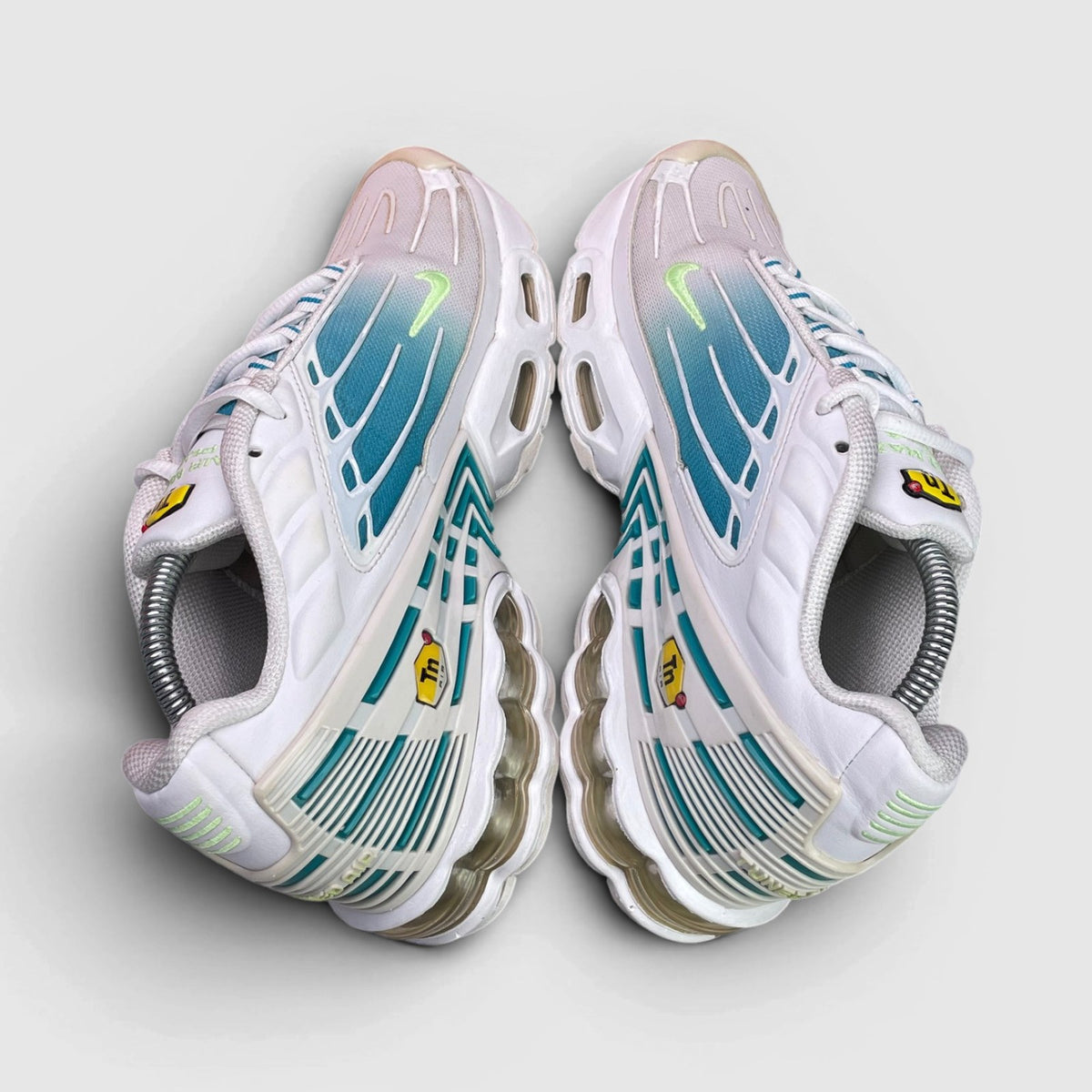 Nike Air Max Plus 3 White Aquamarine — buty sportowe męskie w bardzo dobrym stanie rozmiar 41, widok z góry