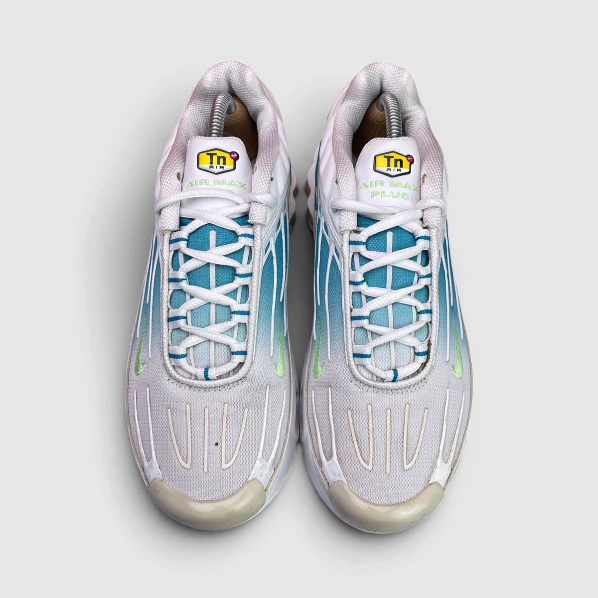 Nike Air Max Plus 3 White Aquamarine — buty sportowe męskie w bardzo dobrym stanie rozmiar 41, widok z góry
