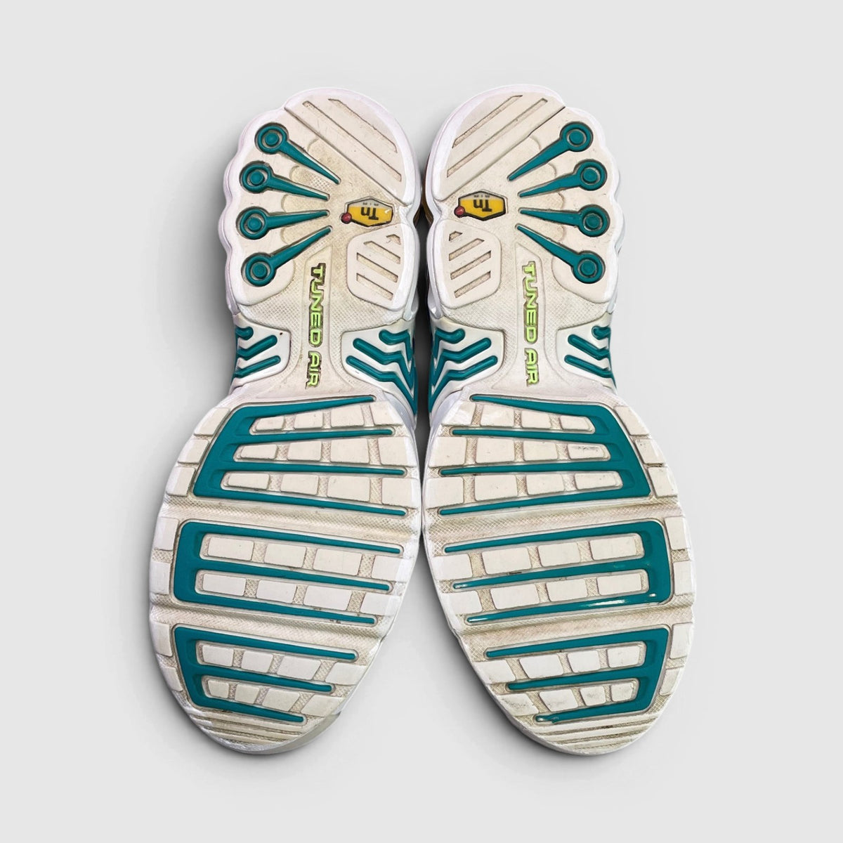 Nike Air Max Plus 3 White Aquamarine — buty sportowe męskie w bardzo dobrym stanie rozmiar 41, podeszwa