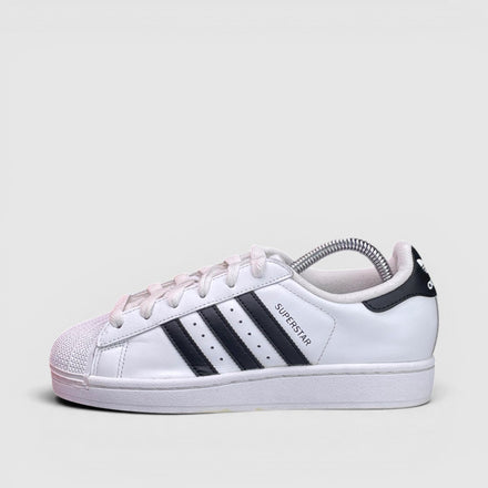 Adidas Superstar II Cloud White Black, buty sportowe damskie w bardzo dobrym stanie rozmiar 36 2/3, boczny profil, lewa strona