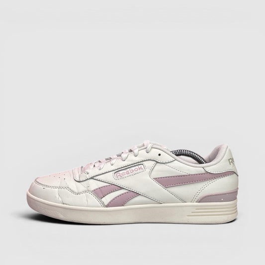Reebok Court Advance, buty sportowe damskie w bardzo dobrym stanie rozmiar 40, boczny profil, lewa strona
