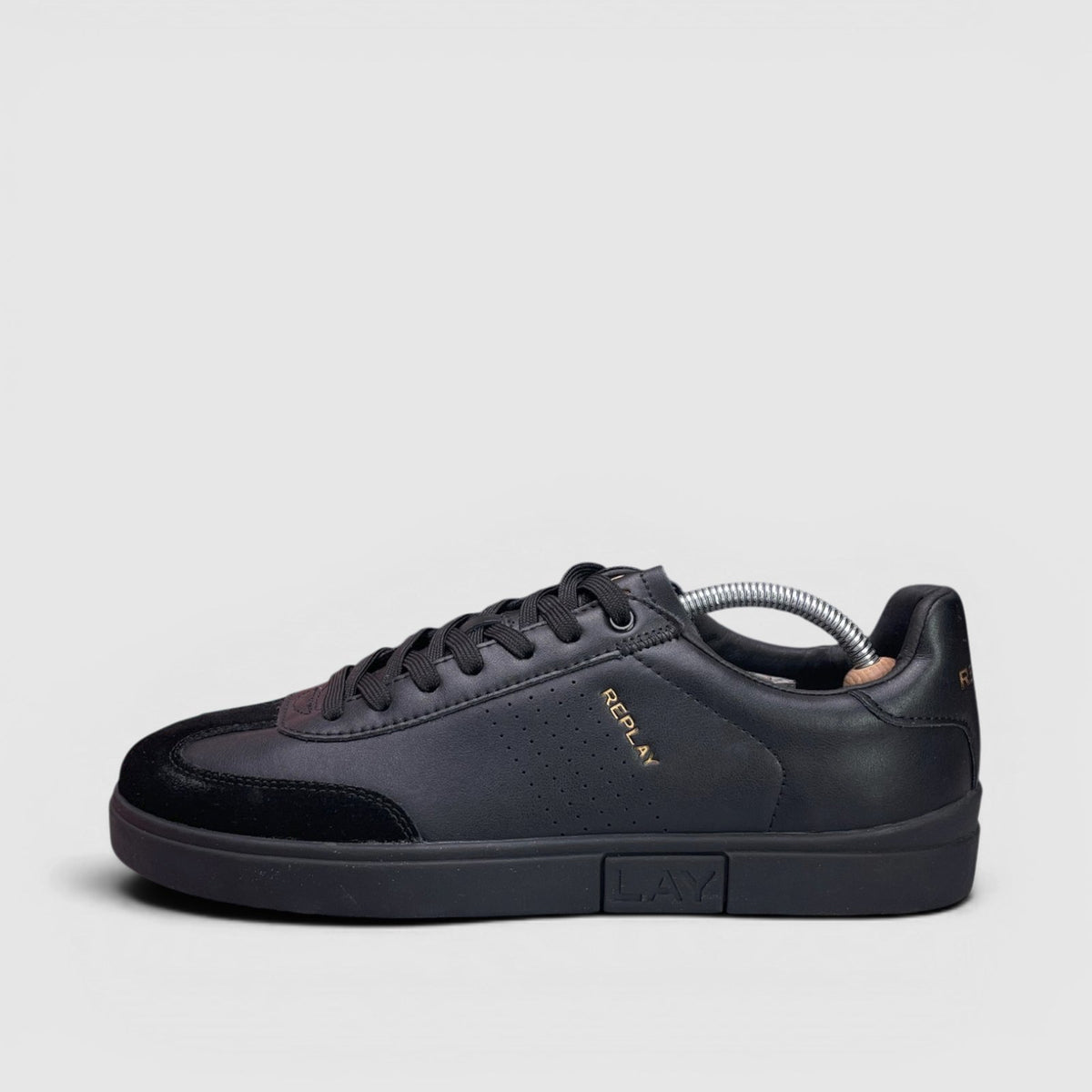Replay Leather Sneakers — buty sportowe męskie w bardzo dobrym stanie rozmiar 43, boczny profil, lewa strona