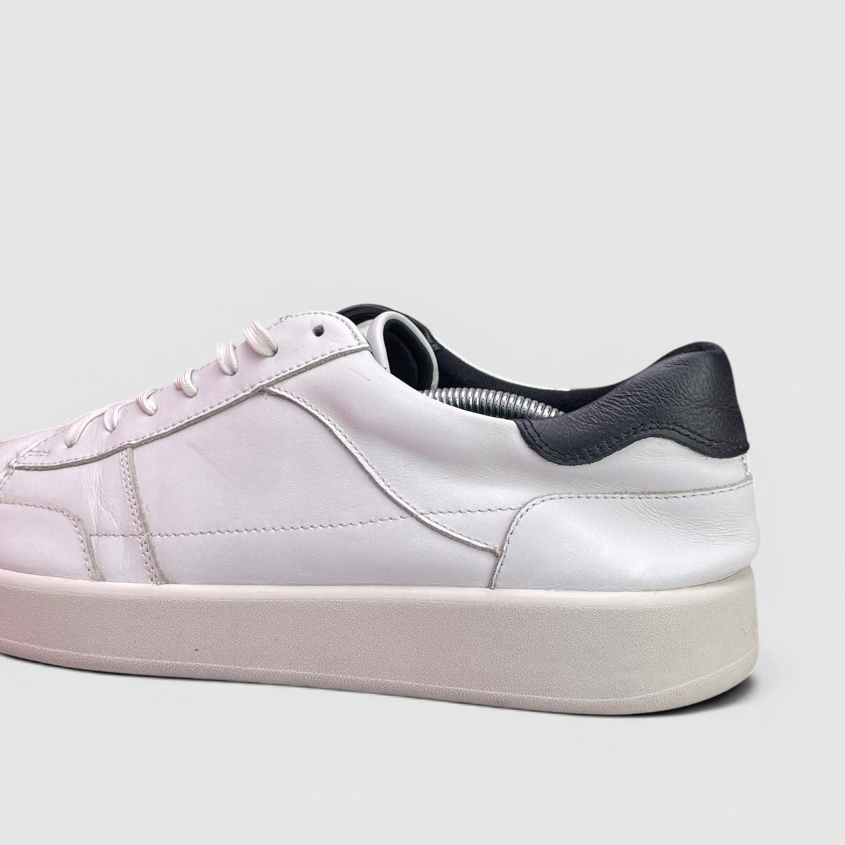 Vagabond Shoemakers Zoe — buty sportowe męskie w bardzo dobrym stanie rozmiar 45, boczny profil, lewa strona