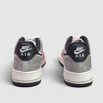 Nike Air Force 1 Low Phantom — buty sportowe damskie w bardzo dobrym stanie rozmiar 40.5, widok z tyłu