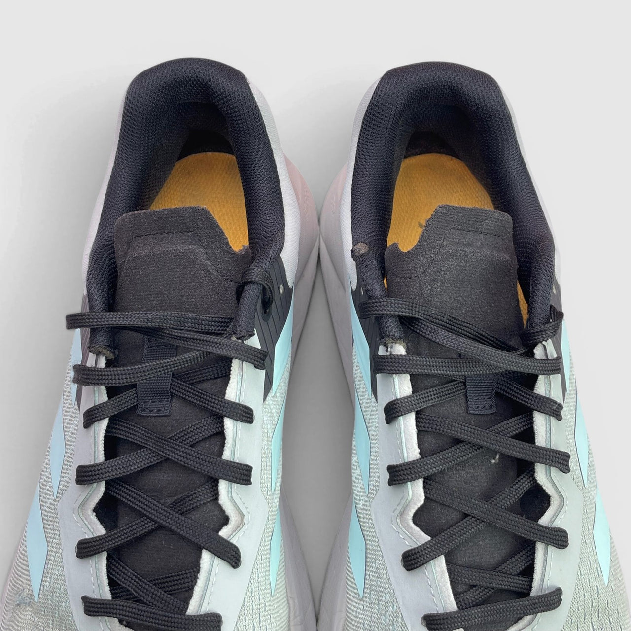 Adidas Terrex Soulstride Flow GTX — buty sportowe męskie w bardzo dobrym stanie rozmiar 44 2/3, język buta